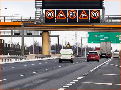 wyświetlany znak A-19 do przejścia jest od 150-300 metrów