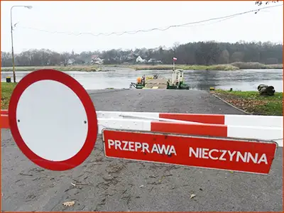 nieczynna przeprawa promowa