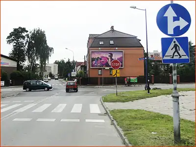 znak C-6 i D-6 zanim pojedziesz prosto lub w prawo, trzeba zatrzymać się przed skrzyżowaniem