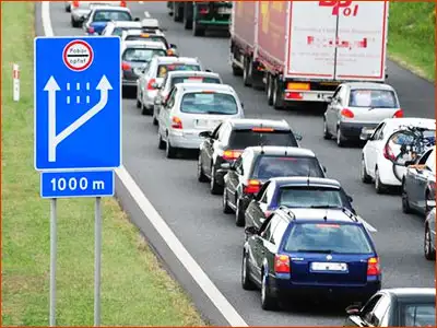 znak D-49 za 1000 metrów dojedziesz do punktu poboru opłat