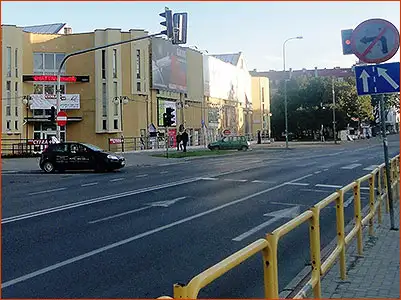 znak F-16 i B-21 koniec pasa ruchu
