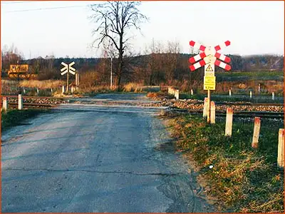 znak G-4 krzyż świętego Andrzeja wyznacza miejsce zatrzymania się