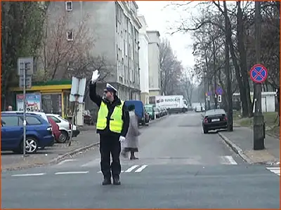 pol2 za chwilę nastąpi zmiana podawanego sygnału