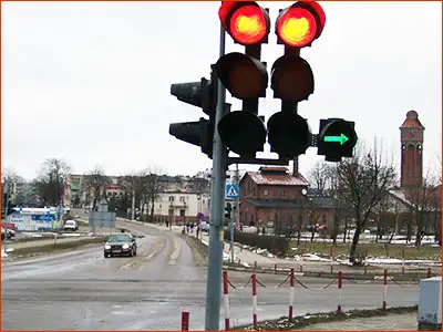 sygnalizator S-2 i S-3d czy wolno skręcić w prawo bez zatrzymania się przed sygnalizatorem?